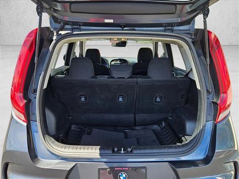 Used 2020 Kia Soul GT-Line FWD image 6
