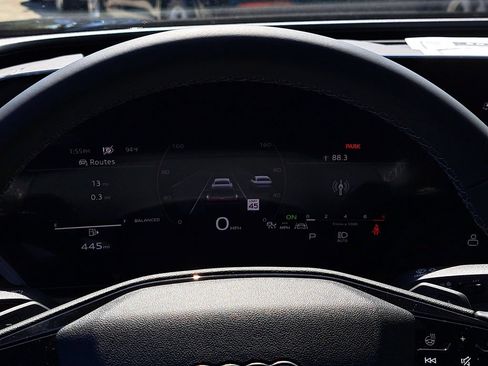 Used 2025 Audi Q5 Premium w/ Convenience Package AWD/4WD image 11
