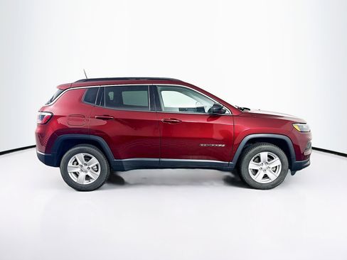 Used 2022 Jeep Compass Latitude w/ Convenience Group AWD/4WD image 10