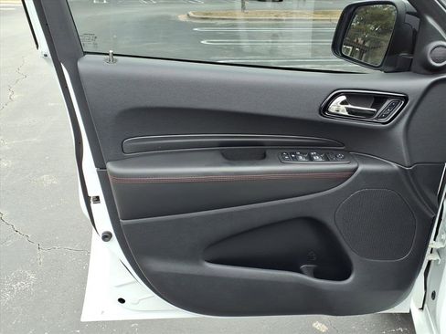 Used 2023 Dodge Durango GT image 12