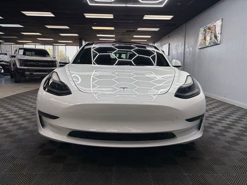 Used 2023 Tesla Model 3 Standard Range RWD image 3