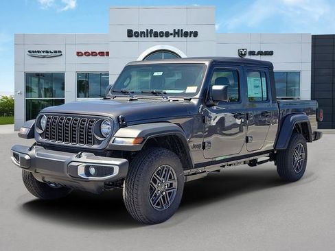 New 2026 Jeep Gladiator Sport image 2