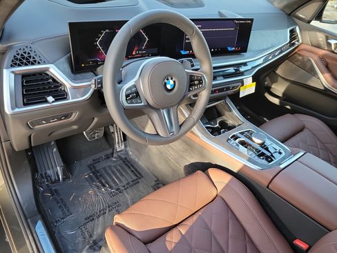 New 2026 BMW X7 xDrive40i image 13