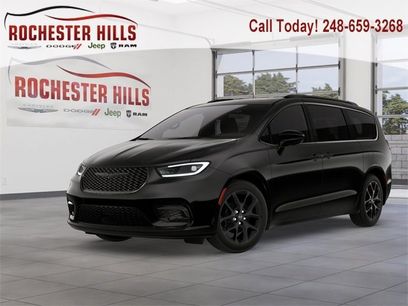 New 2026 Chrysler Pacifica Limited