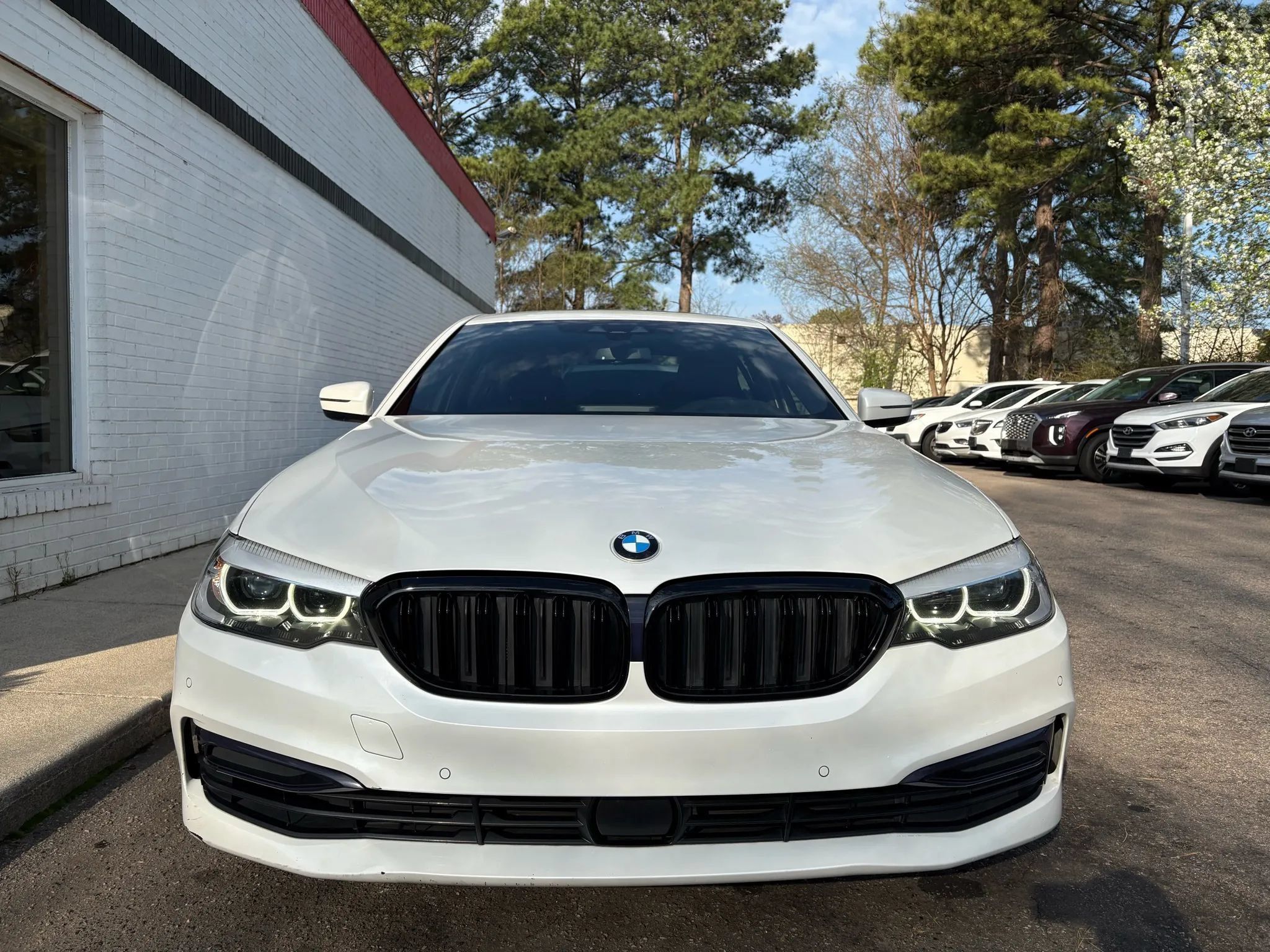 Used 2019 BMW 540i xDrive AWD/4WD image 3