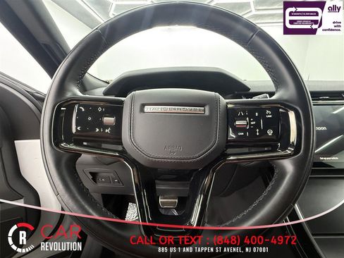 Used 2025 Land Rover Range Rover Velar Dynamic SE AWD/4WD image 14