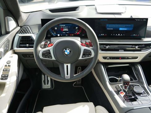 Used 2025 BMW X5 M Competition image 22