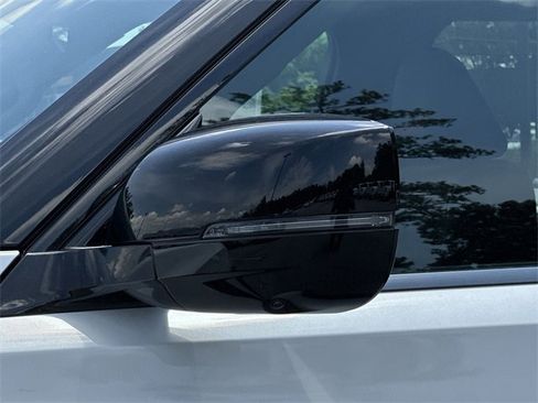 New 2025 Nissan Armada PRO-4X w/ Pro-4X Premium Package image 41