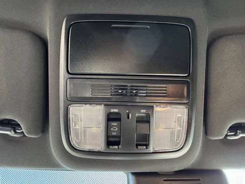 Used 2020 Honda Accord Sport image 19
