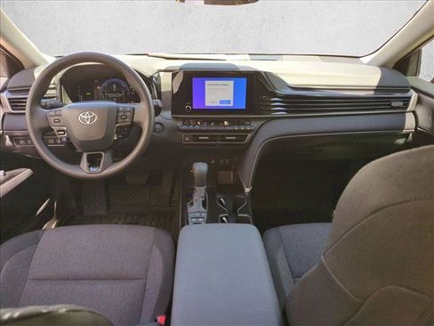 Certified 2025 Toyota Camry LE FWD image 17