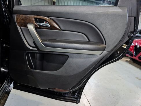 Used 2013 Acura MDX w/ Technology & Entertainment AWD/4WD image 25