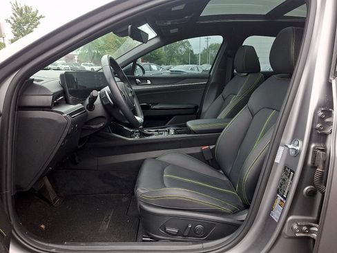 Used 2025 Kia K5 GT w/ GT1 Package FWD image 13