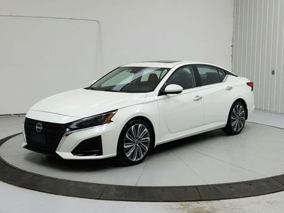 Used 2023 Nissan Altima 2.5 SL