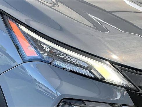 Certified 2025 Nissan Rogue SV AWD/4WD image 27