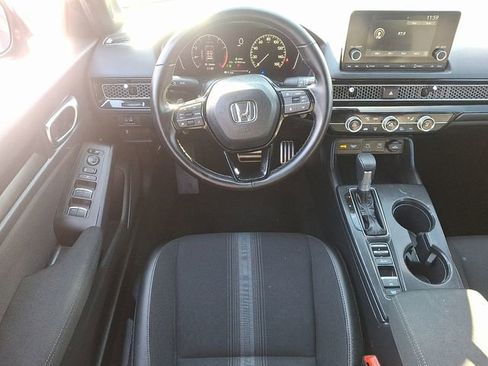Used 2025 Honda Civic Sport image 11