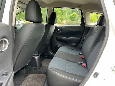 Used 2017 Nissan Versa Note SV FWD image 16