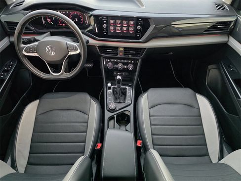 Used 2023 Volkswagen Taos SEL image 20