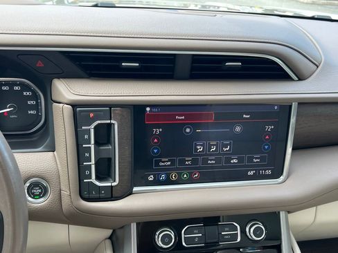 Used 2021 GMC Yukon XL Denali w/ Denali Ultimate Package AWD/4WD image 23