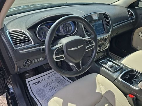 Used 2018 Chrysler 300 Touring w/ Sport Appearance Package image 14