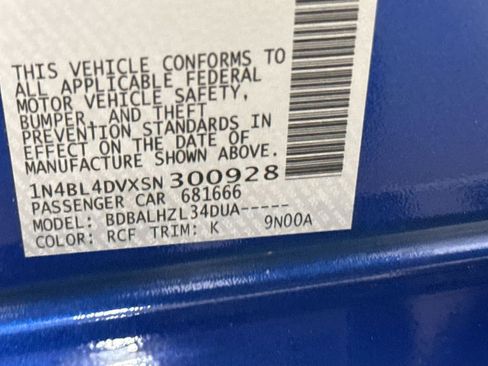 Used 2025 Nissan Altima 2.5 SV FWD image 27