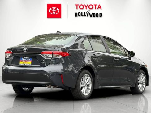 New 2026 Toyota Corolla LE FWD image 4