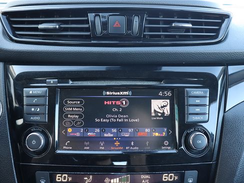 Used 2021 Nissan Rogue Sport SV FWD image 34