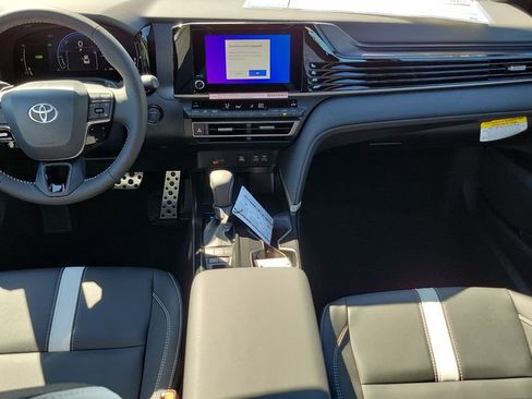 Certified 2026 Toyota Camry SE FWD image 14