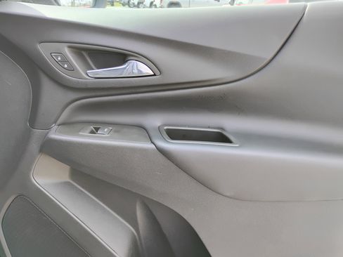 Used 2023 Chevrolet Equinox LT FWD image 20