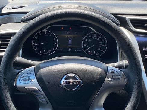 Used 2017 Nissan Murano S AWD/4WD image 9