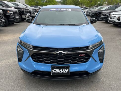 Used 2024 Chevrolet Trax RS w/ Driver Confidence Package FWD image 2