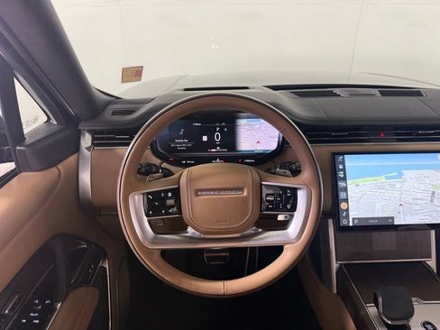 Used 2025 Land Rover Range Rover Long Wheelbase Autobiography AWD/4WD image 19