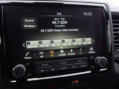 Used 2022 Nissan Frontier PRO-4X w/ Technology Package image 26