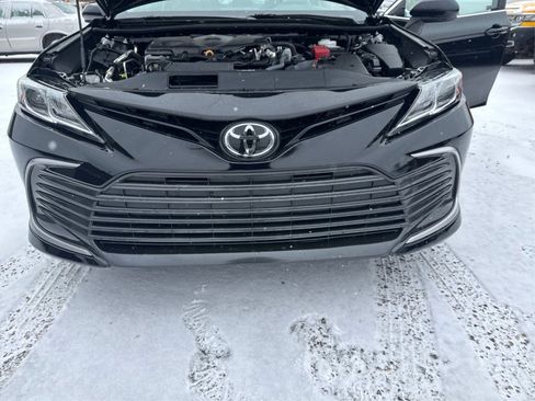Used 2023 Toyota Camry LE image 14