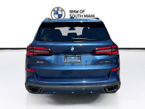 Used 2022 BMW X5 xDrive40i w/ M Sport Package AWD/4WD image 6