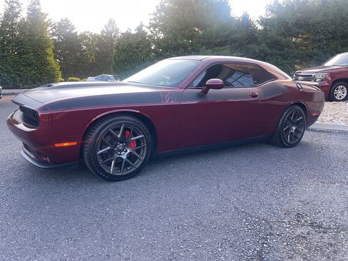 Used 2018 Dodge Challenger T/A image 11