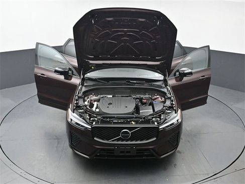 Used 2026 Volvo XC60 B5 Ultra w/ Protection Package Premier image 58