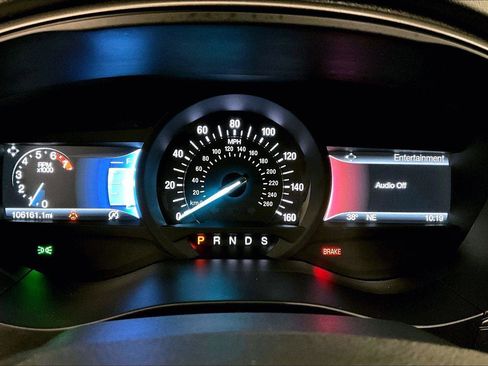 Used 2018 Ford Fusion SE w/ Fusion SE Technology Package image 19