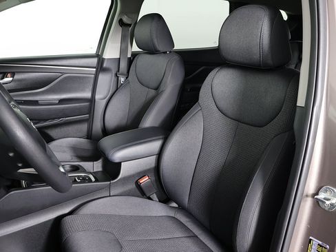 Used 2019 Hyundai Santa Fe SE image 26