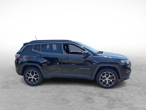 Used 2024 Jeep Compass Limited AWD/4WD image 6
