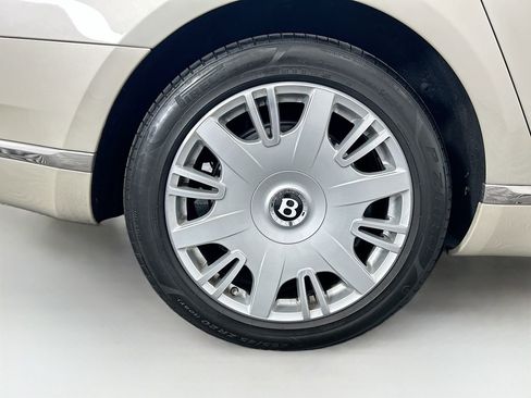 Used 2016 Bentley Mulsanne image 33