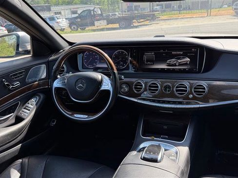 Used 2015 Mercedes-Benz S 550 4MATIC Sedan image 21