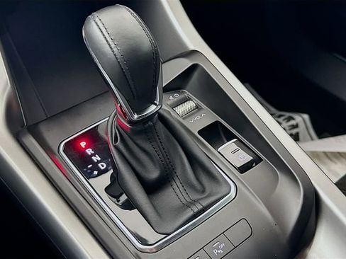 Used 2024 Dodge Hornet GT image 16