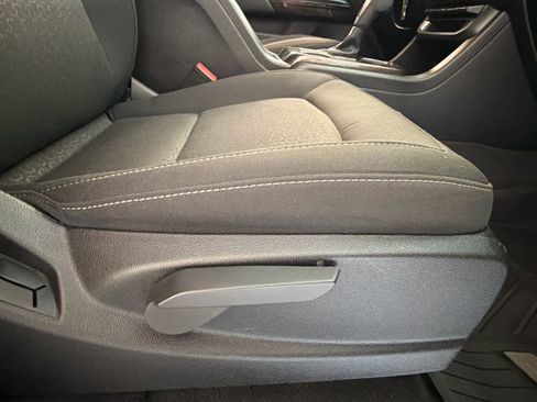 Used 2021 GMC Canyon Elevation image 27