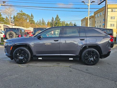 New 2025 Jeep Wagoneer S Launch Edition image 5