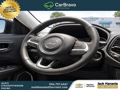 Used 2018 Jeep Compass Sport AWD/4WD image 12