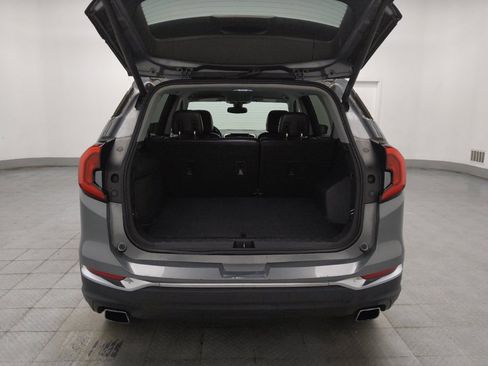 Used 2020 GMC Terrain SLT w/ Preferred Package FWD image 29
