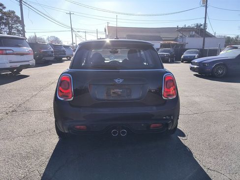 Used 2019 MINI Cooper S image 4