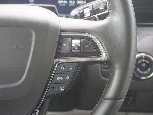 Used 2022 Lincoln Navigator L Black Label image 13