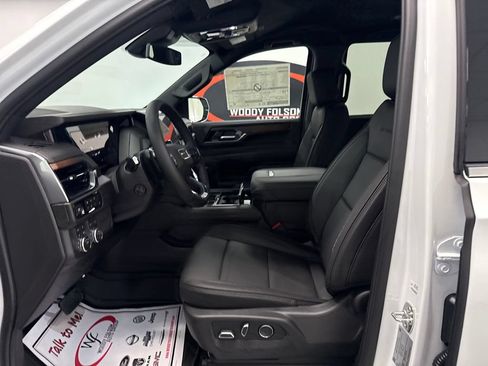 New 2026 GMC Yukon Denali w/ LPO, Floor Liner Package AWD/4WD image 8