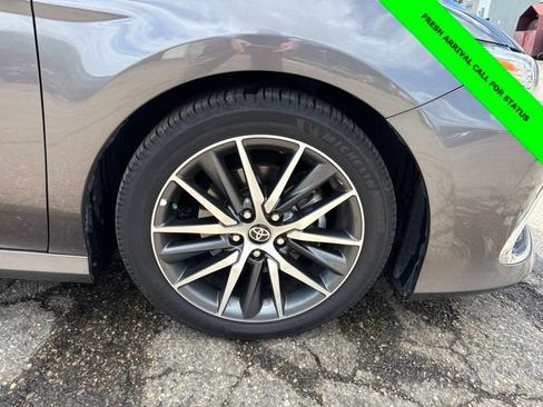 Used 2022 Toyota Camry XLE FWD image 13